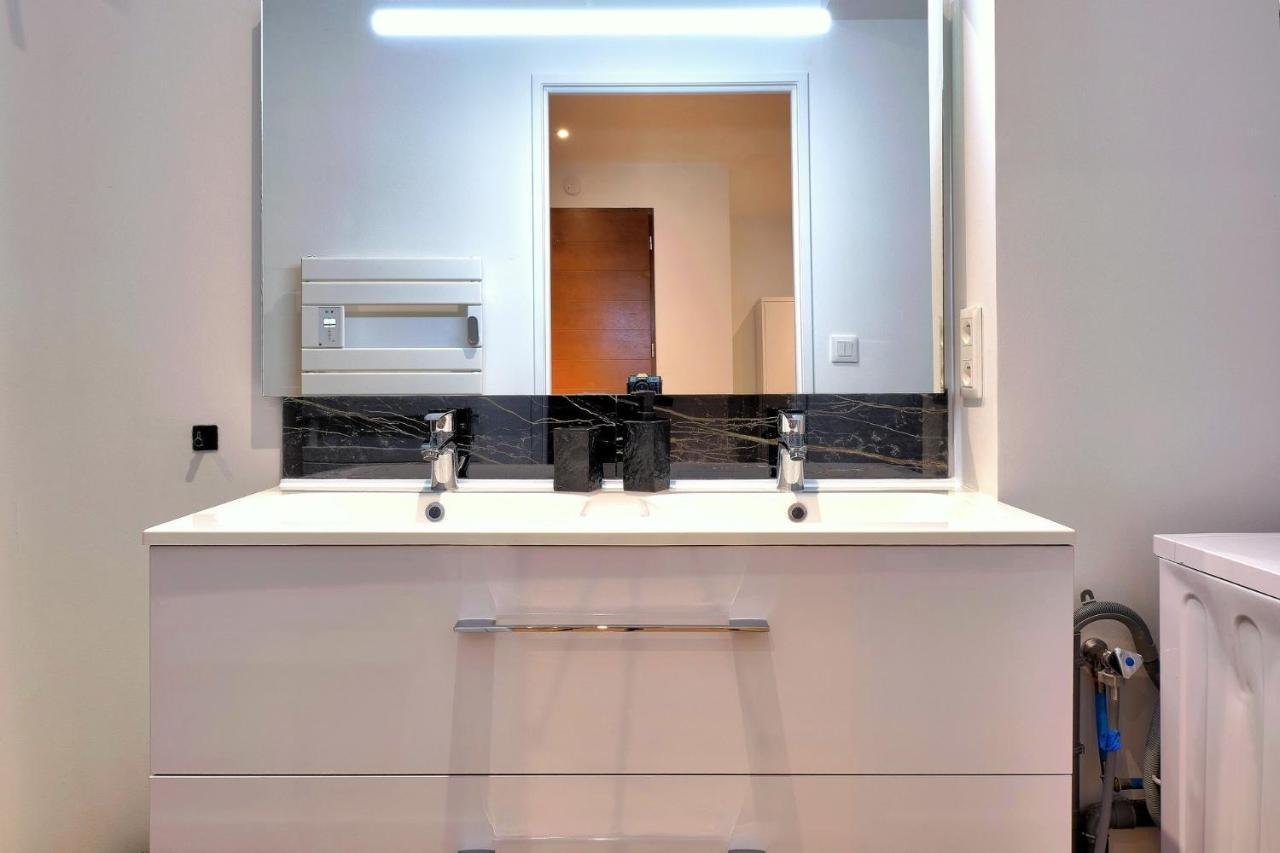 Apartament Le Contemporain Saint-Laurent-sur-Saone Zewnętrze zdjęcie